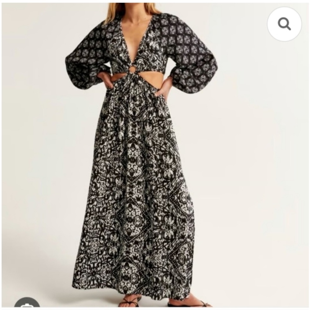 Abercrombie & Fitch Black and White Floral Maxi Dress
